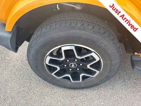 Used 2022 Ford Bronco Outer Banks AWD/4WD image 18