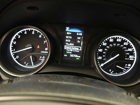 Used 2024 Toyota Camry SE FWD image 17