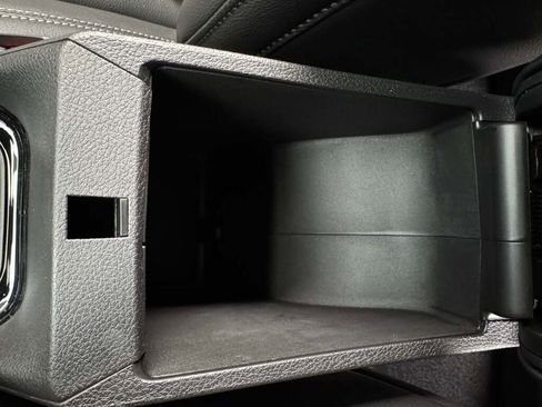 New 2026 Jeep Compass Limited image 30