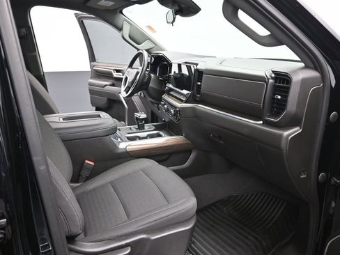 Used 2022 Chevrolet Silverado 1500 RST w/ Convenience Package II image 24