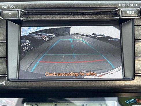 Used 2013 Toyota RAV4 Limited AWD/4WD image 28