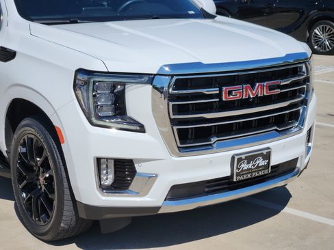 Used 2022 GMC Yukon SLT w/ SLT Premium Package RWD image 13