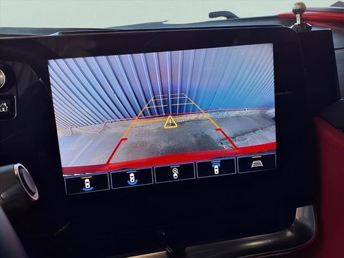 Used 2021 Chevrolet Corvette Stingray Preferred Conv w/ Battery Protection Package image 17