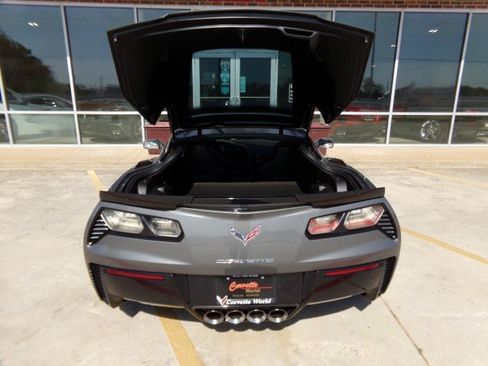 Used 2016 Chevrolet Corvette Z06 w/ 3LZ Preferred Equipment Group RWD image 12