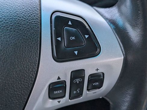 Used 2014 Ford Explorer XLT w/ Equipment Group 202A FWD image 15