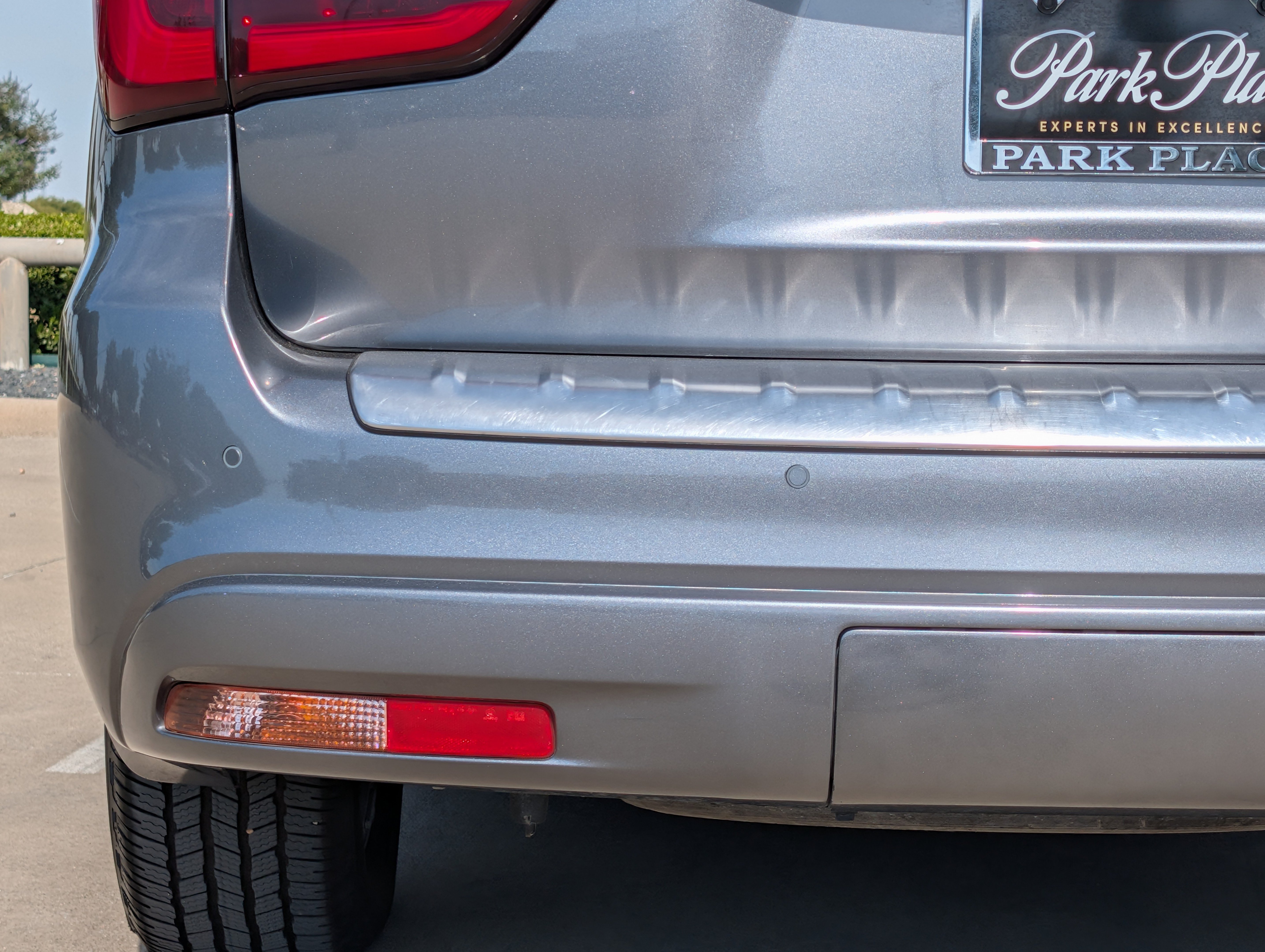 Used 2021 INFINITI QX80 Luxe w/ Cargo Package RWD image 14
