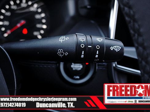 New 2026 Jeep Compass Latitude image 37