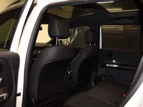 Certified 2026 Mercedes-Benz GLB 250 4MATIC image 30