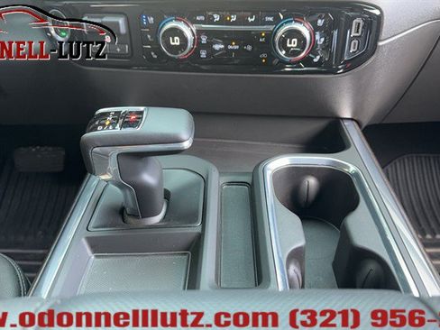 Used 2025 GMC Sierra 1500 SLT w/ SLT Premium Package RWD image 25