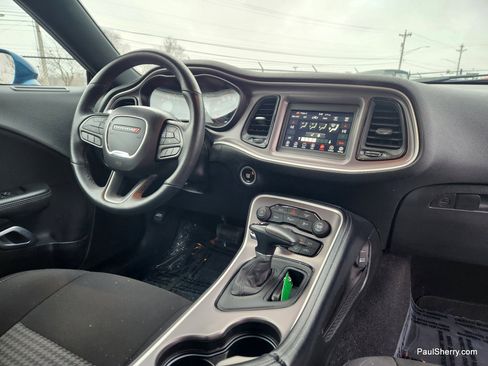 Used 2022 Dodge Challenger GT w/ Blacktop Package image 27