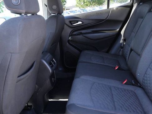 Used 2021 Chevrolet Equinox LT w/ LPO, Cargo Package AWD/4WD image 17