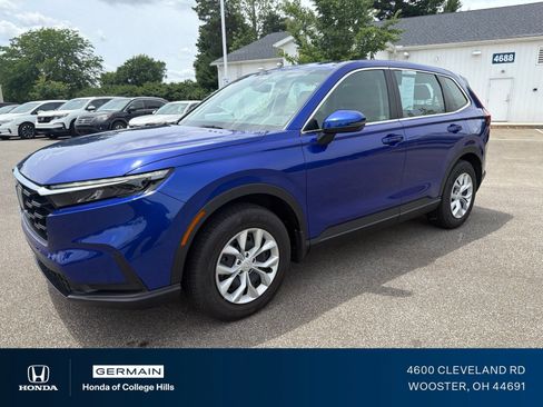 Used 2024 Honda CR-V LX image 1