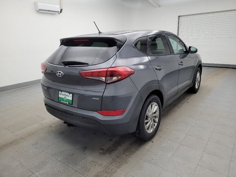 Used 2018 Hyundai Tucson SE image 9