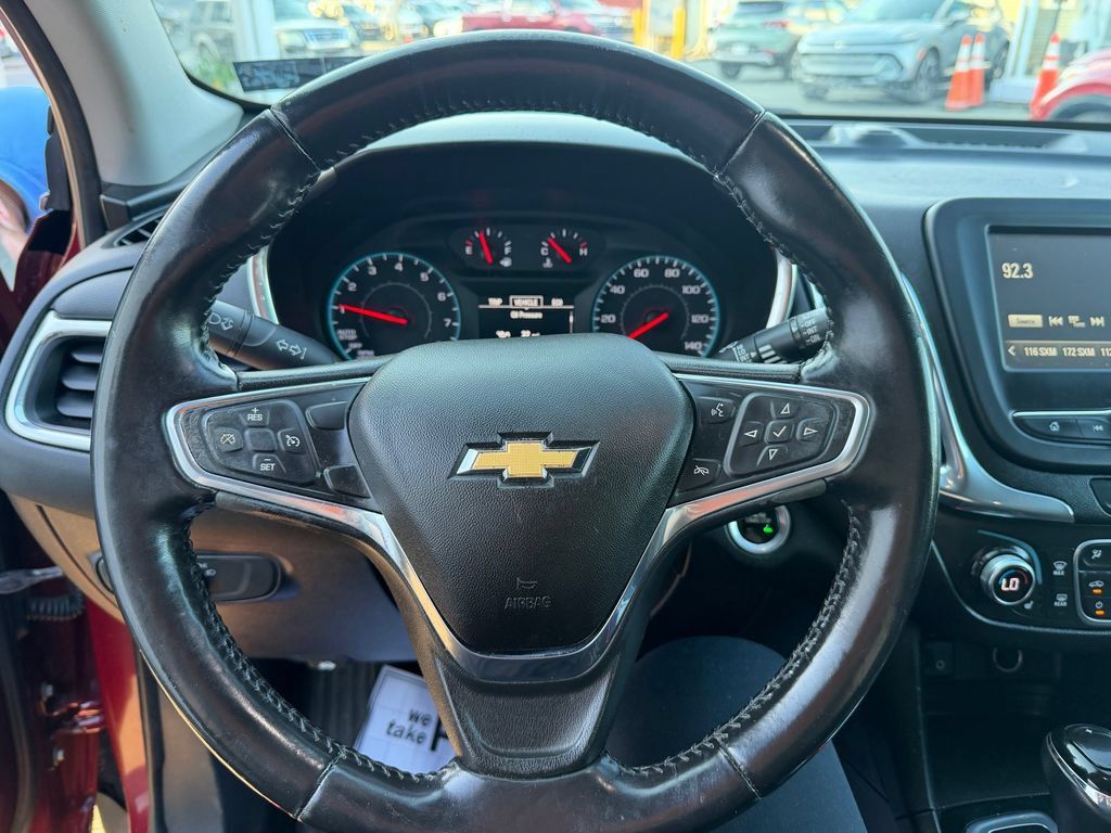 Used 2018 Chevrolet Equinox LT AWD/4WD image 15