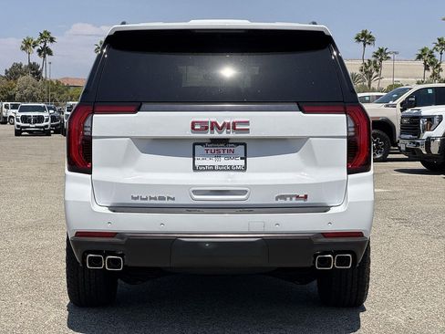 New 2026 GMC Yukon XL AT4 Ultimate w/ LPO, Floor Liner Package AWD/4WD image 4