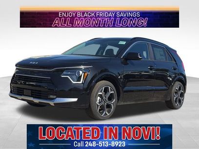 Used 2024 Kia Niro EX Touring