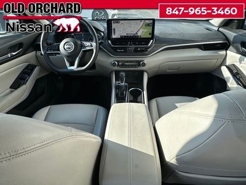 Used 2024 Nissan Altima 2.5 SL AWD/4WD image 14