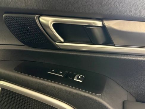 Used 2024 Kia Telluride S w/ S Sunroof Package FWD image 33