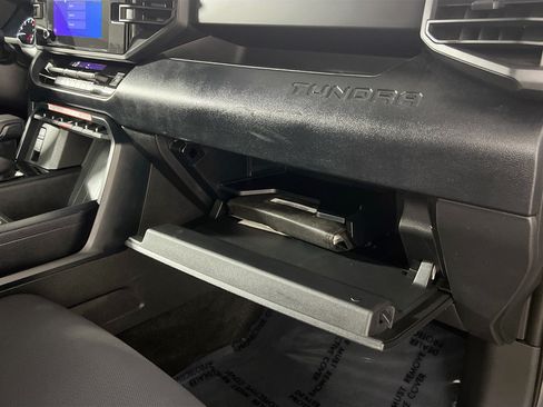 Used 2025 Toyota Tundra SR w/ SR Tow Package AWD/4WD image 33