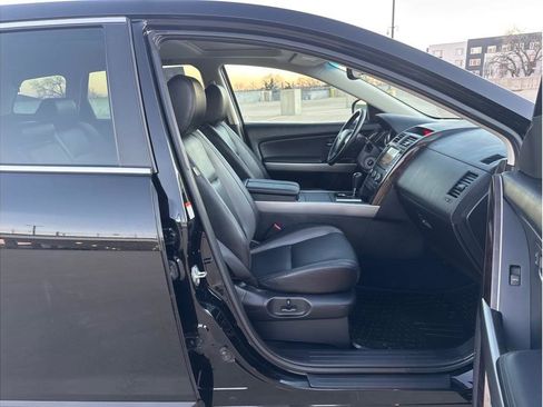 Used 2011 MAZDA CX-9 Grand Touring w/ Moonroof & Bose Audio Pkg image 10