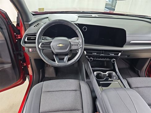 Certified 2024 Chevrolet Traverse LT w/ Trailering Package image 24