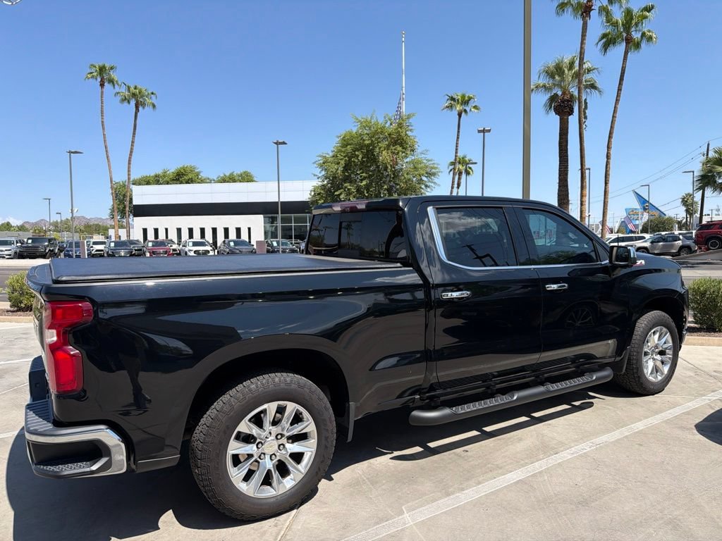 Used 2021 Chevrolet Silverado 1500 LTZ w/ Technology Package AWD/4WD image 9