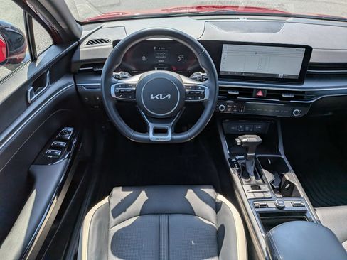Used 2025 Kia K5 GT-Line w/ GT-Line Premium Package FWD image 32