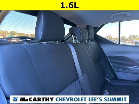 Used 2021 Nissan Kicks SV image 36