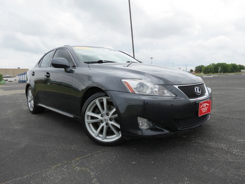 Used 2007 Lexus IS 250 image 2