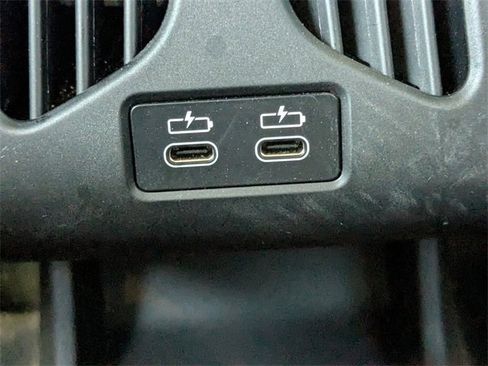 Used 2025 BMW X1 xDrive28i image 15