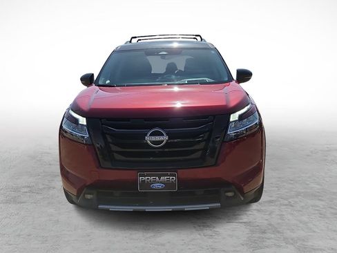 Used 2023 Nissan Pathfinder Platinum w/ Lighting Package (N93) AWD/4WD image 3