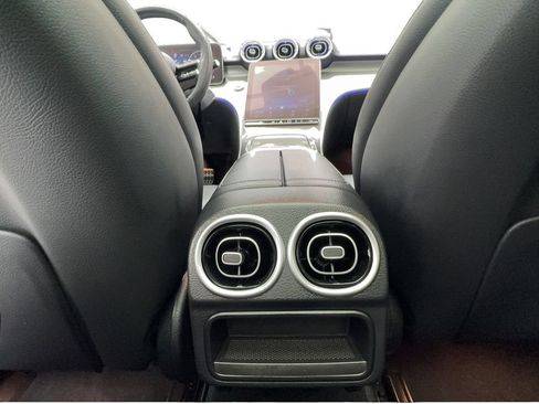 Used 2023 Mercedes-Benz C 300 Sedan image 38