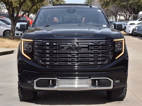 Used 2025 GMC Sierra 1500 Denali Ultimate image 3