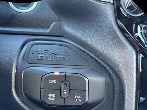 Used 2025 RAM 2500 Big Horn image 27