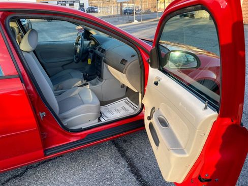 Used 2005 Chevrolet Cobalt Sedan image 13