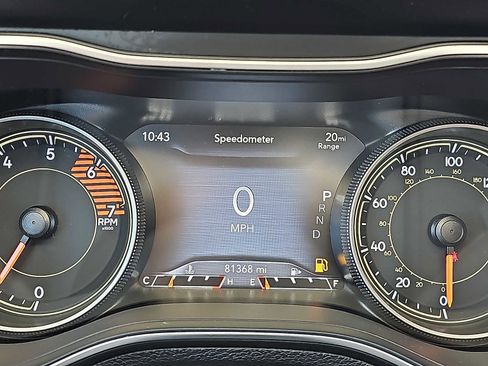 Used 2020 Jeep Cherokee Limited w/ Trailer Tow Group image 34