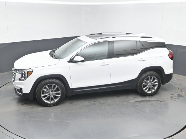 Used 2022 GMC Terrain SLT w/ Infotainment Package II FWD image 37