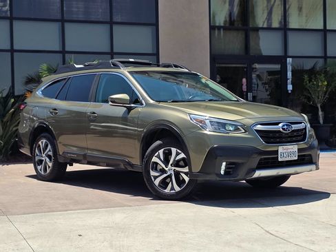 Used 2022 Subaru Outback Limited AWD/4WD image 3