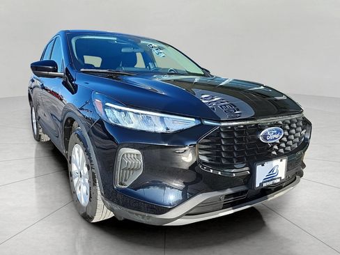 Certified 2023 Ford Escape Active w/ Tech Pack #2 image 1