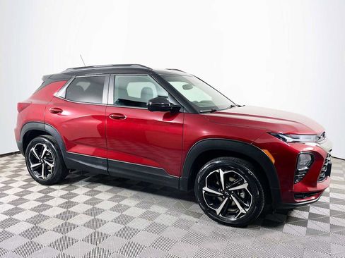 Used 2023 Chevrolet TrailBlazer RS w/ Convenience Package image 3