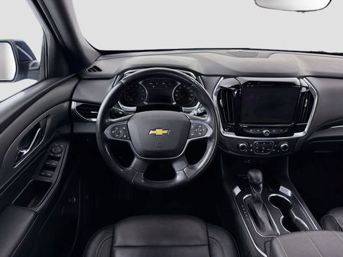Used 2022 Chevrolet Traverse LT w/ LT Premium Package AWD/4WD image 23