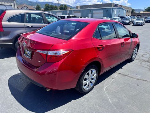 Used 2015 Toyota Corolla LE FWD image 3