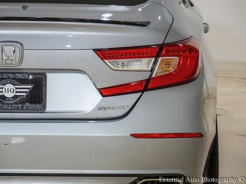 Used 2022 Honda Accord Sport image 8