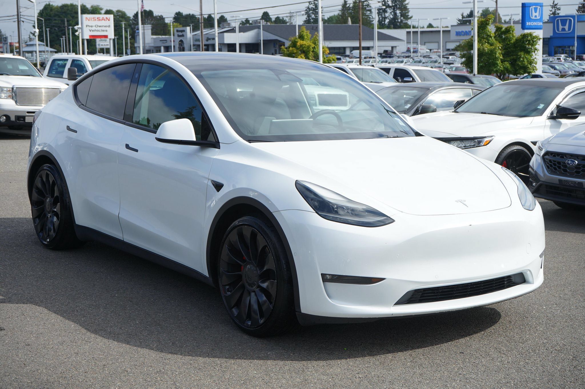 Used 2022 Tesla Model Y Performance AWD/4WD image 7
