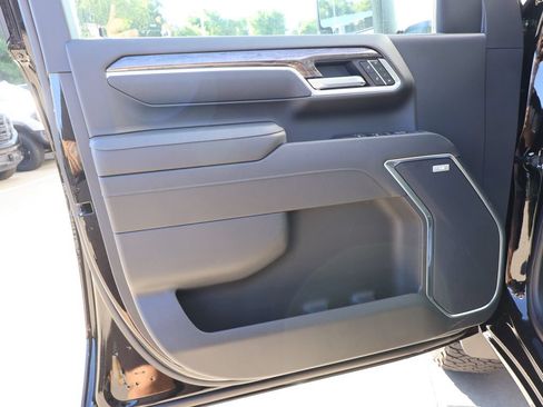 New 2026 Chevrolet Silverado 3500 LTZ w/ LTZ Plus Package AWD/4WD image 12