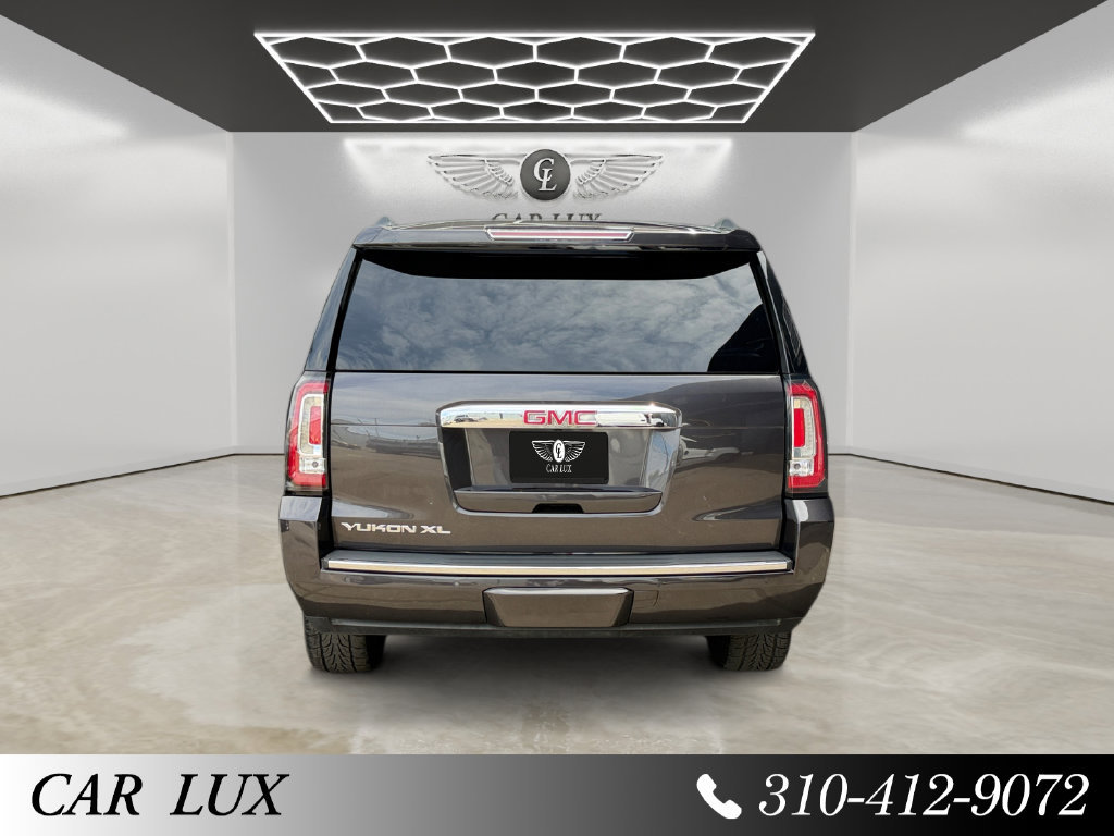 Used 2018 GMC Yukon XL Denali RWD image 4
