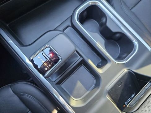 New 2026 GMC Sierra 1500 SLT w/ SLT Premium Package image 16