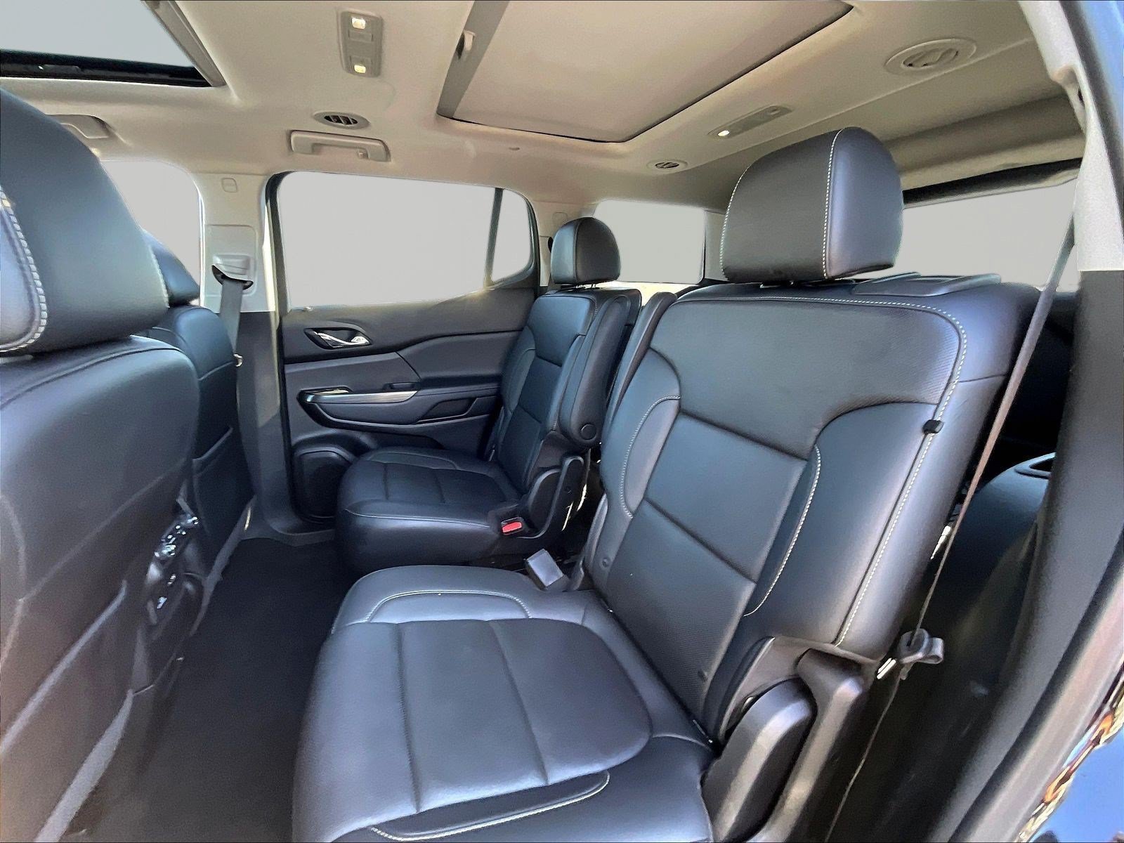 Used 2021 GMC Acadia SLT w/ Elevation Edition AWD/4WD image 22