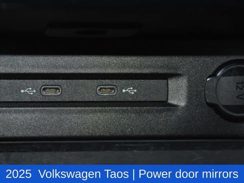 Used 2025 Volkswagen Taos SE FWD image 22