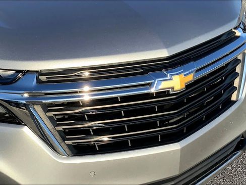 Used 2024 Chevrolet Equinox LT image 28